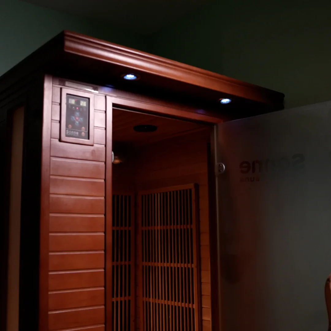 FIR Sauna for Relaxation and Body Recovery — laboratory preparation