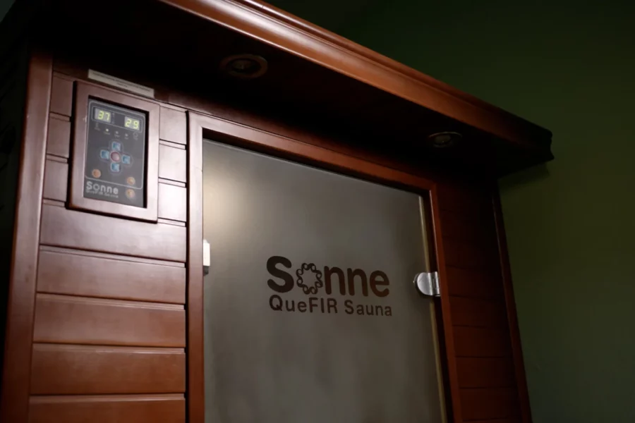 FIR Sauna for Relaxation and Body Recovery — process